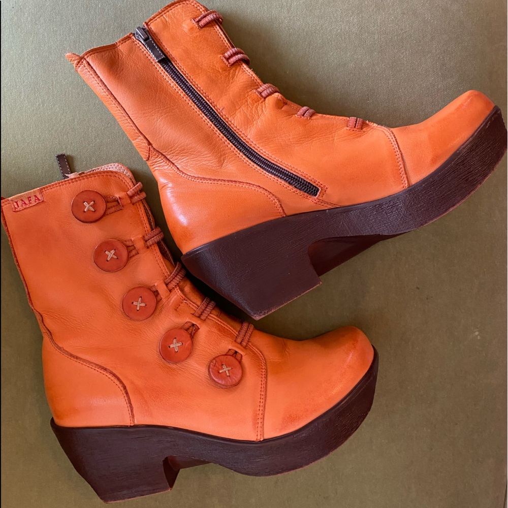 Jafa Orange Button Boots Leather Size 7.5 / 38